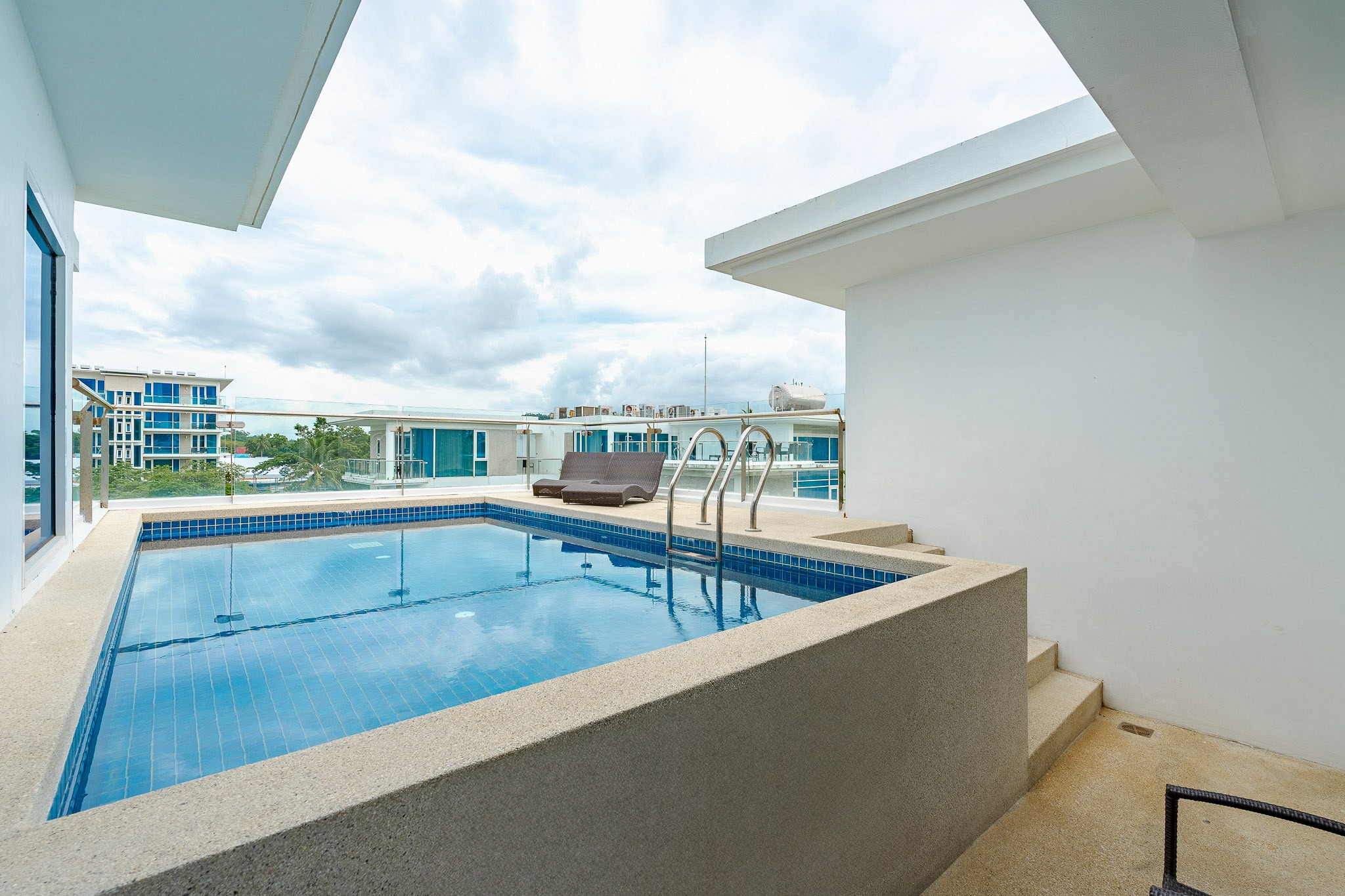 3 Bedroom Penthouse Pool Suite