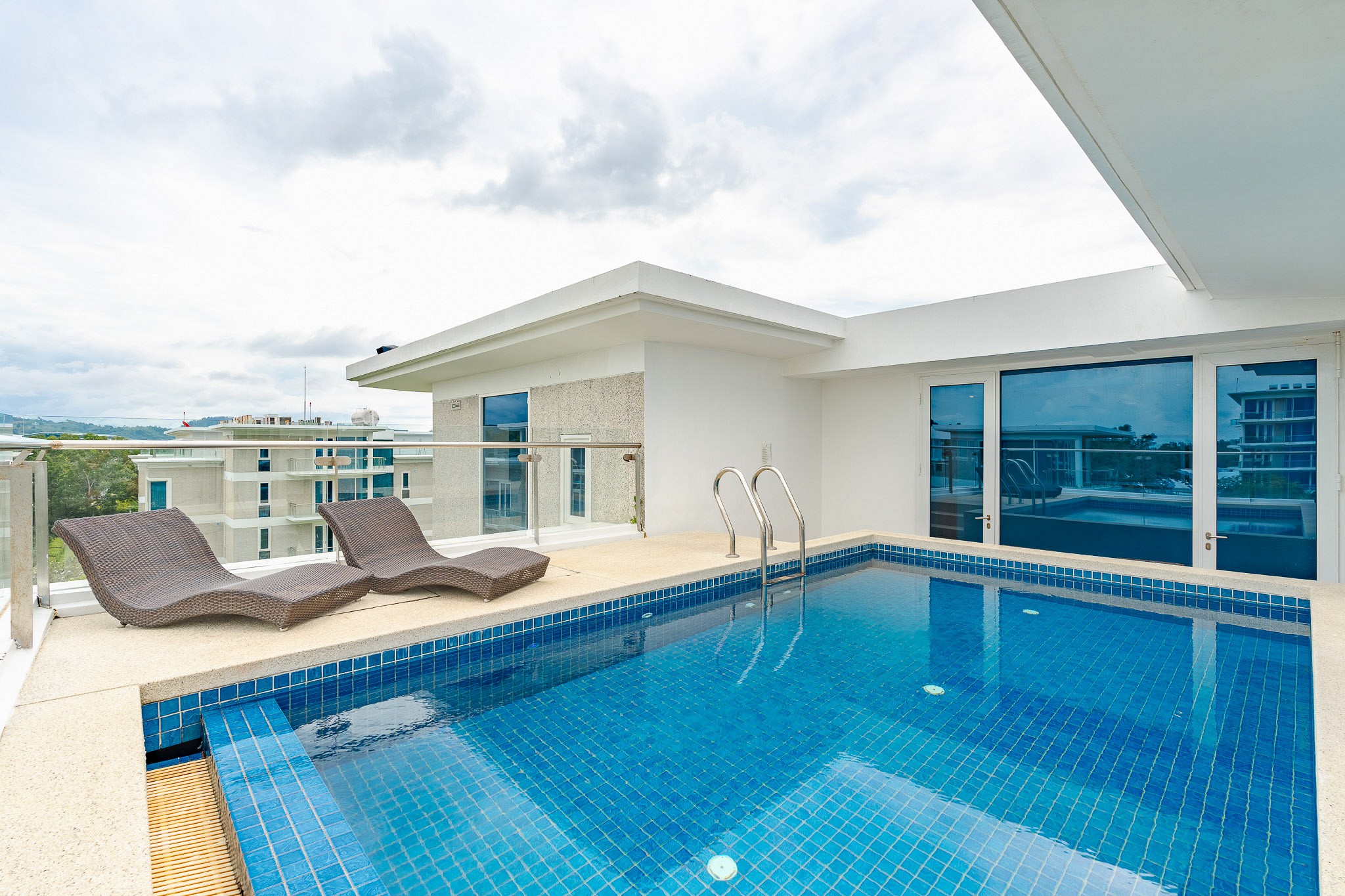 3 Bedroom Penthouse Pool Suite